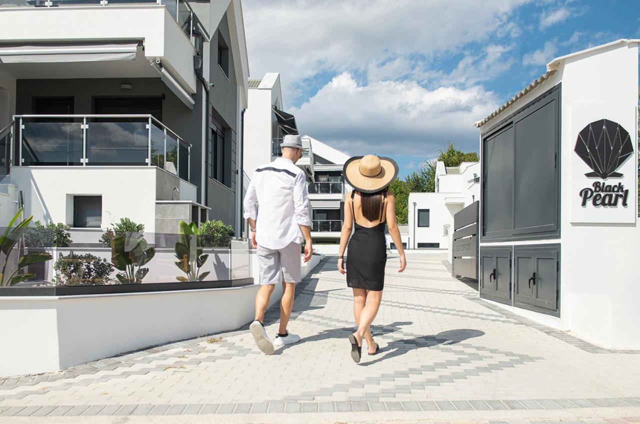 The Black Pearl Villas Kalamítsion Exteriör bild